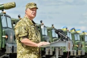 Порошенко сообщил, что ВСУ получат новые образцы вооружения