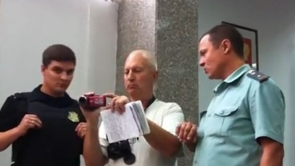 На этот раз "Топаз не дал команду"