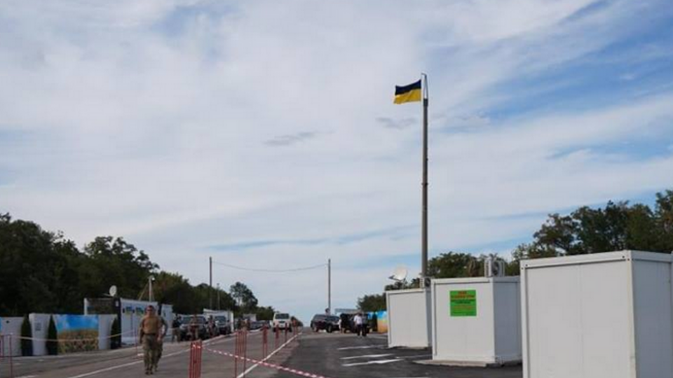 На новом пункте пропуска создали специальные "карманы" для автомобилей