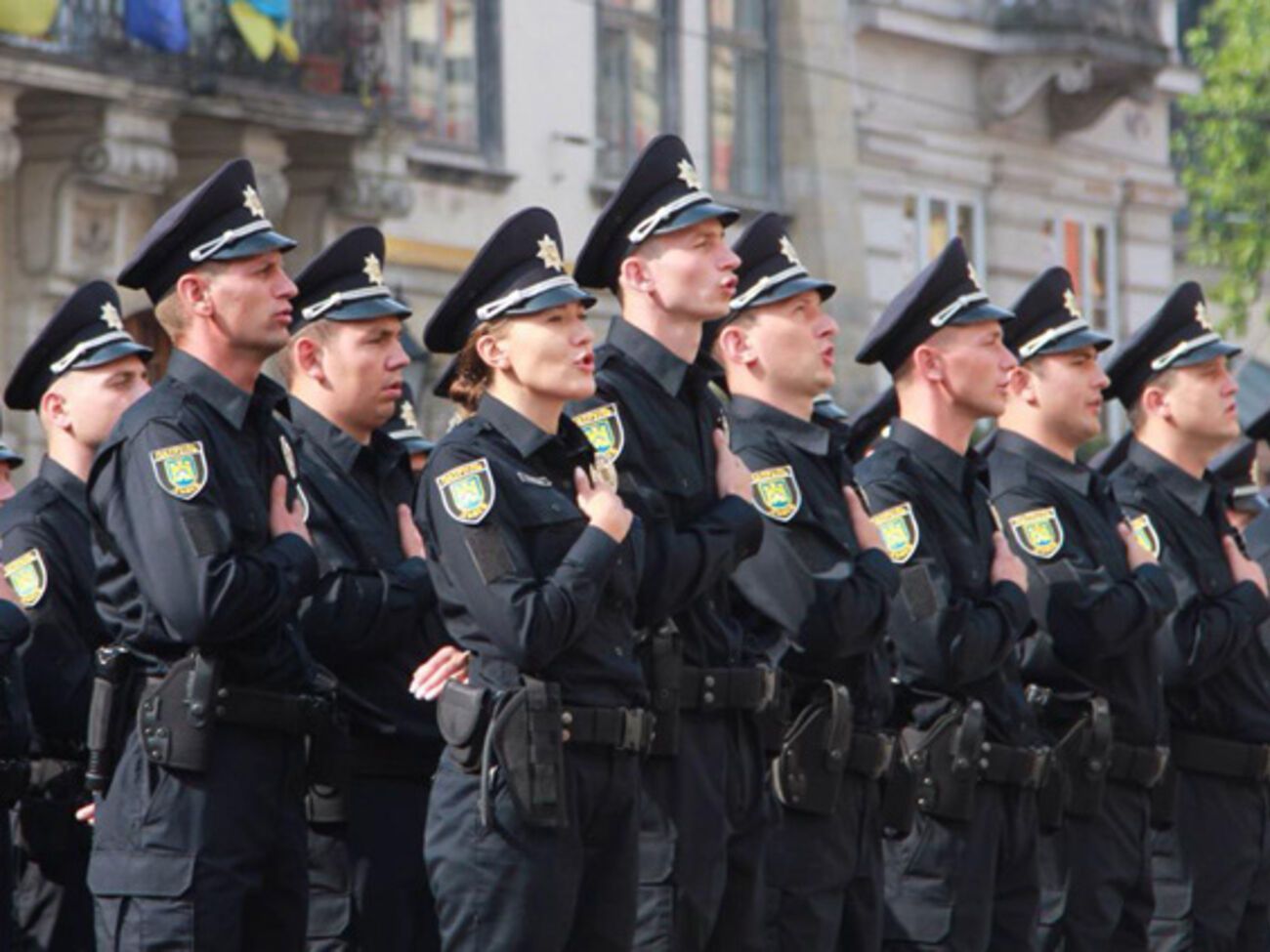 Новые львовские патрульные приняли присягу