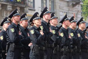 Новые львовские патрульные приняли присягу