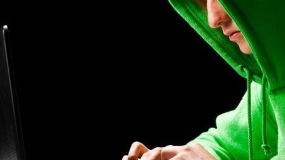 Веб-сайт подвергся атаке неизвестных хакеров