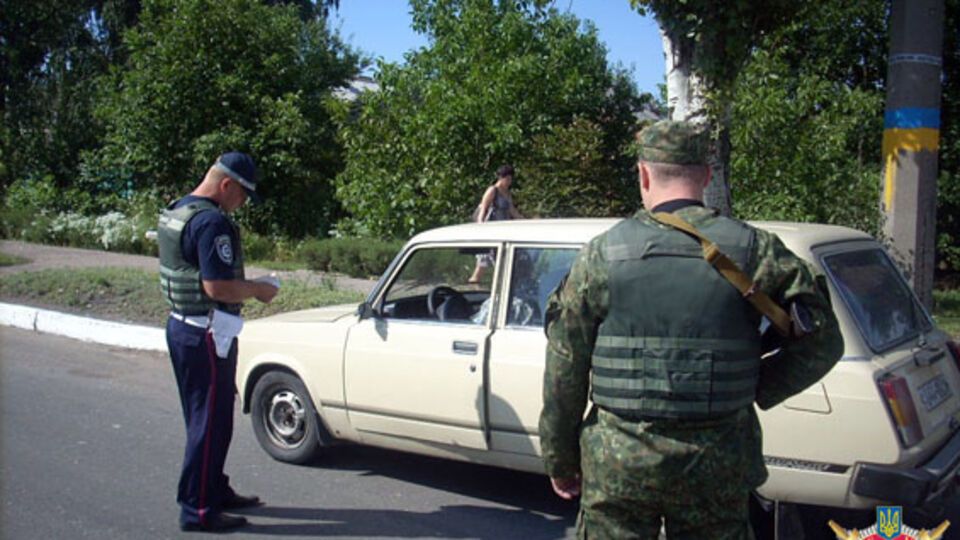 Милиция Артемовска провела оперативную отработку территории города