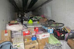 Через границу пытались переправить товары широкого потребления на 500 тыс. грн