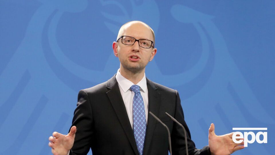 Украина рано или поздно станет членом НАТО, уверен Яценюк