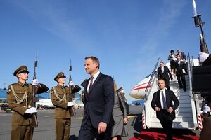 Анджей Дуда призвал НАТО разместить военные базы в Восточной Европе
