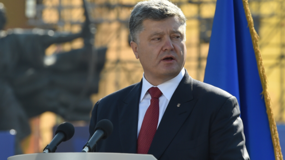Порошенко напомнил о российских войсках у границы с Украиной