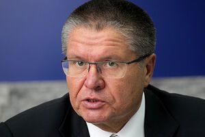 Глава Минэкономразвития РФ Алексей Улюкаев не согласен с мнением президента Казахстана Нурсултана Назарбаева, который прогнозирует цену на нефть на уровне $30-$40