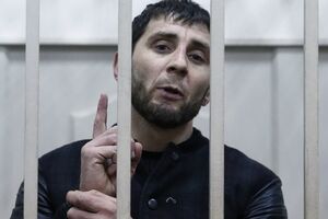 Заура Дадаева обвиняют в убийстве Бориса Немцова на основании того, что он левша