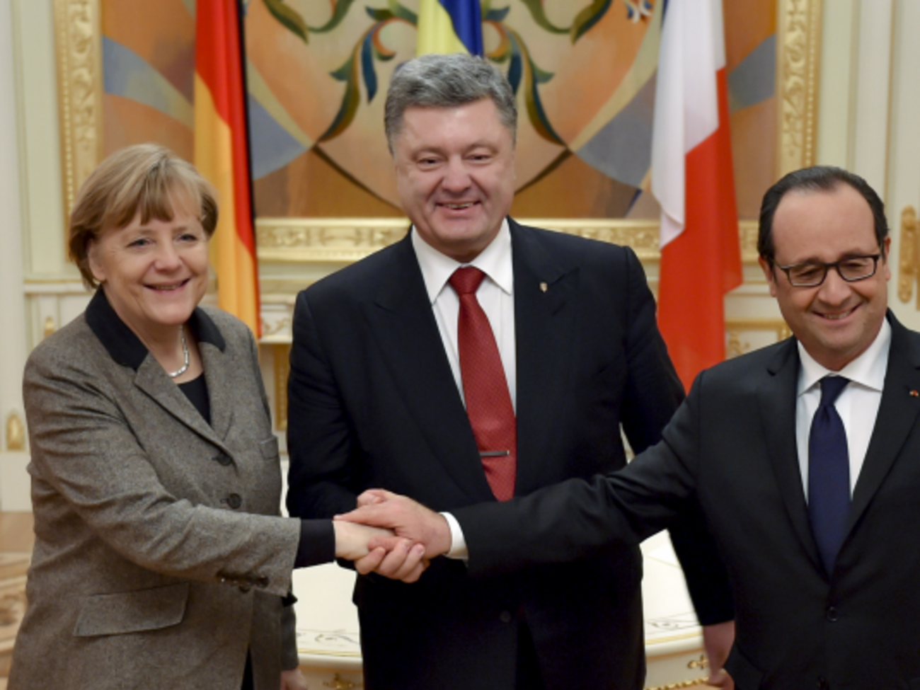 Порошенко встретится в Берлине с Меркель и Олландом