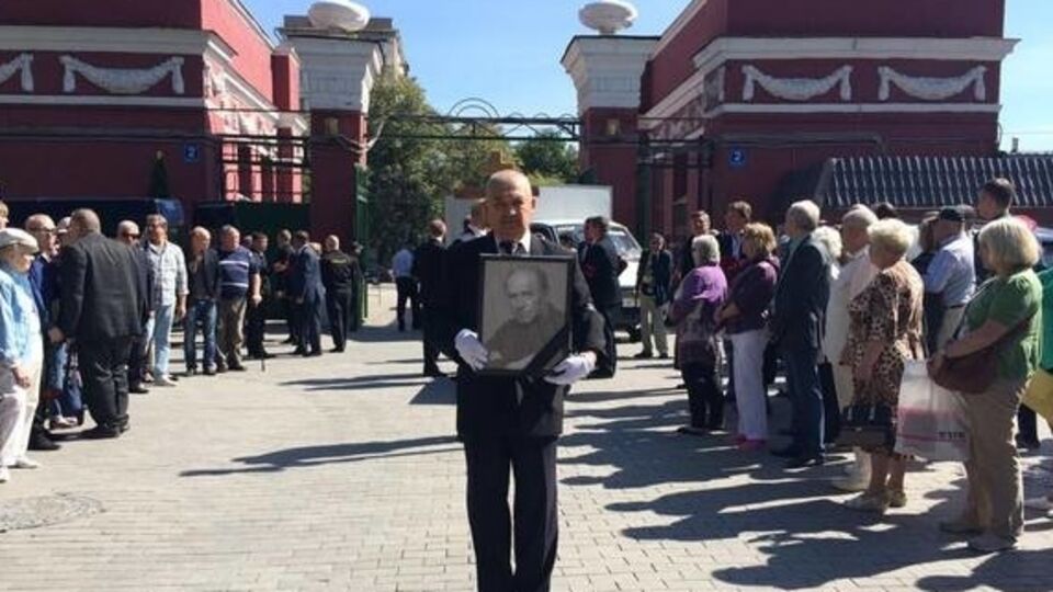 Льва Дурова похоронили в Москве