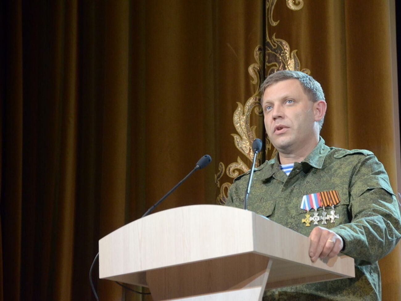 В "ДНР" заявили, что Александр Захарченко не покидал боевиков