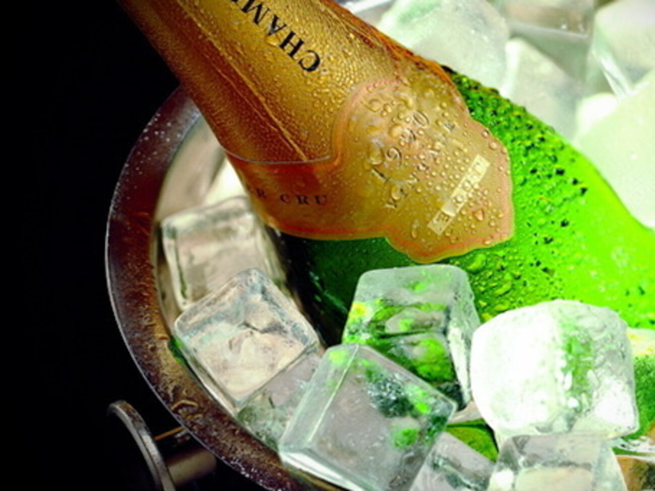 Министр сельского хозяйства РФ Александр Ткачев осудил применение импортных виноматериалов