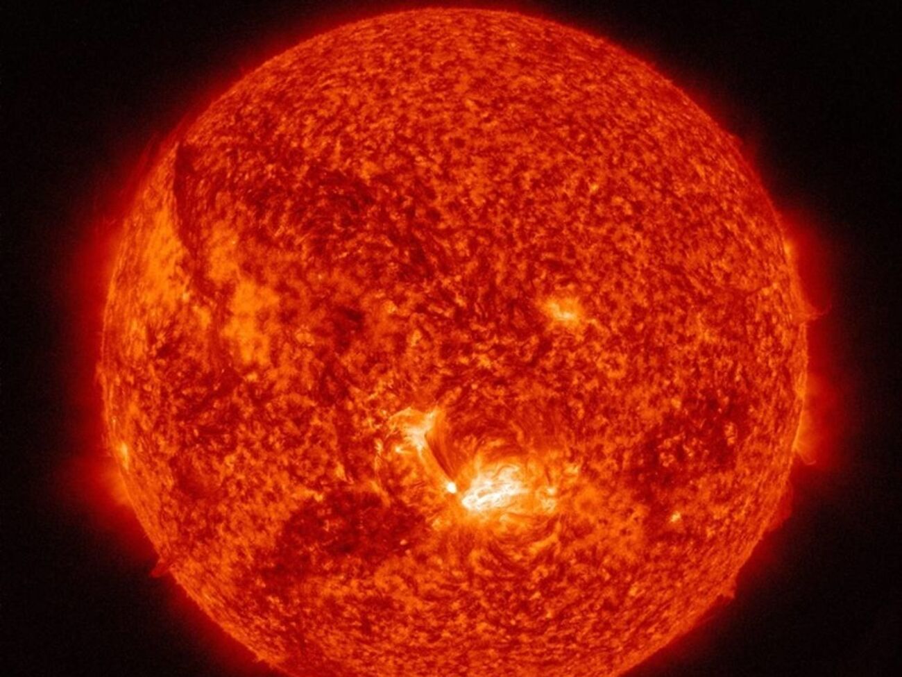 Вспышка на Солнце произошла 24 августа