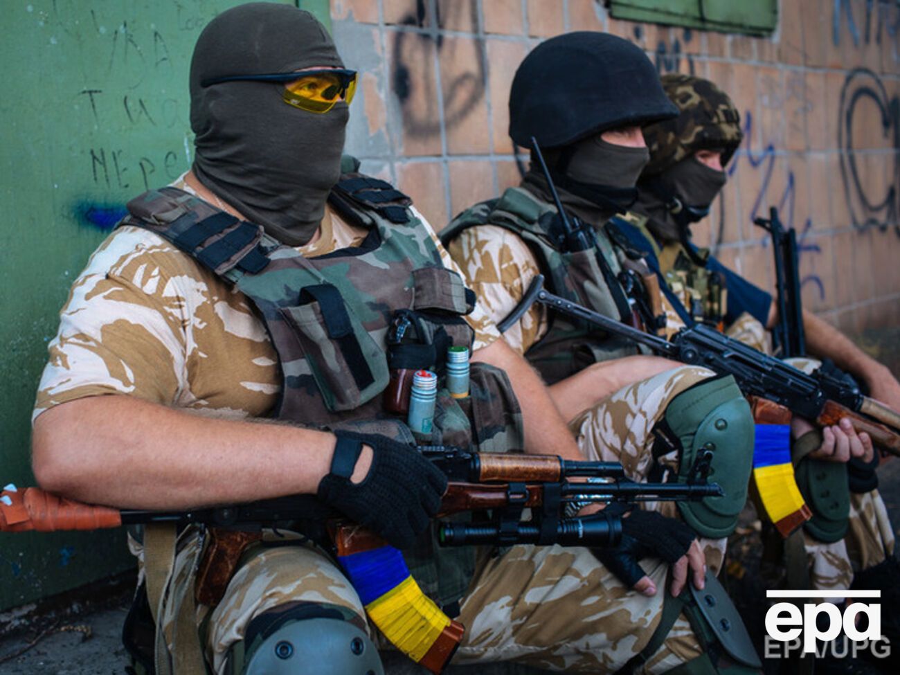 За сутки погибли двое военных