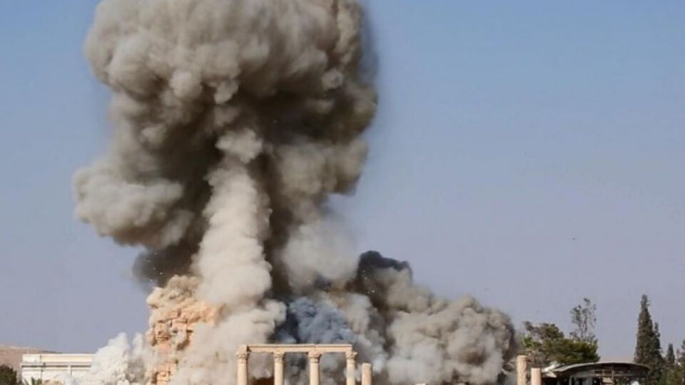 Боевики ИГИЛ опубликовали кадры взрыва храма Баалшамина в Пальмире. Фоторепортаж