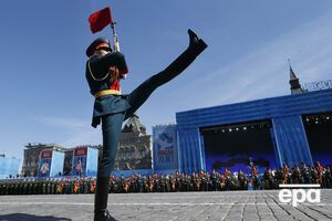 В отчете указано, что по состоянию на 1 февраля 2015 года денежные компенсации получили более пяти тысяч семей погибших и раненных военнослужащих