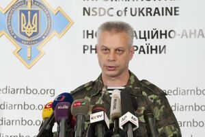 Лысенко сообщил, что боевики увеличили число обстрелов в отдельных районах зоны АТО