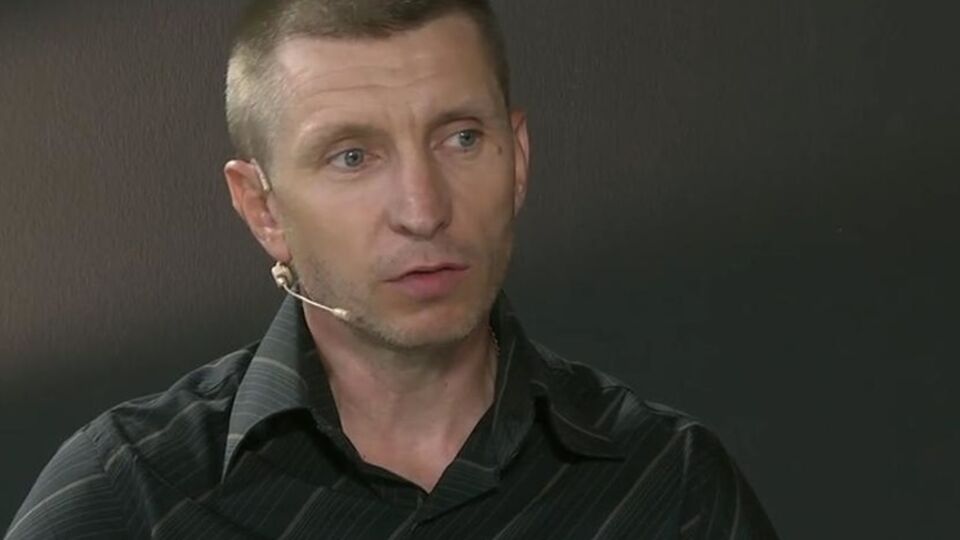 Олег Котенко: Наше государство не ведет переговоры с террористами. Поэтому освобождением пленных занимаются прослоечные организации