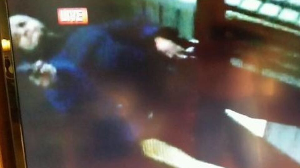 Камера сняла лицо предполагаемого преступника
