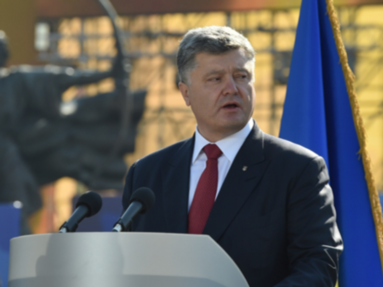 Порошенко подписал указ&nbsp;"О состоянии реализации мер по защите имущественных прав и интересов государства Украина в связи с оккупацией части территории Украины"