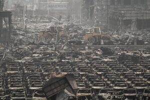 В результате взрыва в Тяньцзине 12 августа погибли 139 человек и разрушена портовая зона