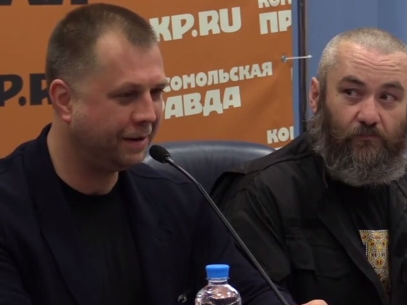 Александр Бородай (слева) заявил, что на Донбассе находятся от 30 до 50 тысяч российских добровольцев