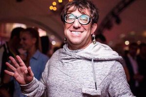 Корогодский: Надеюсь, черная полоса для России, у которой наступили нехорошие дни, закончится, и в ней начнут править те люди, за которых я люблю русское