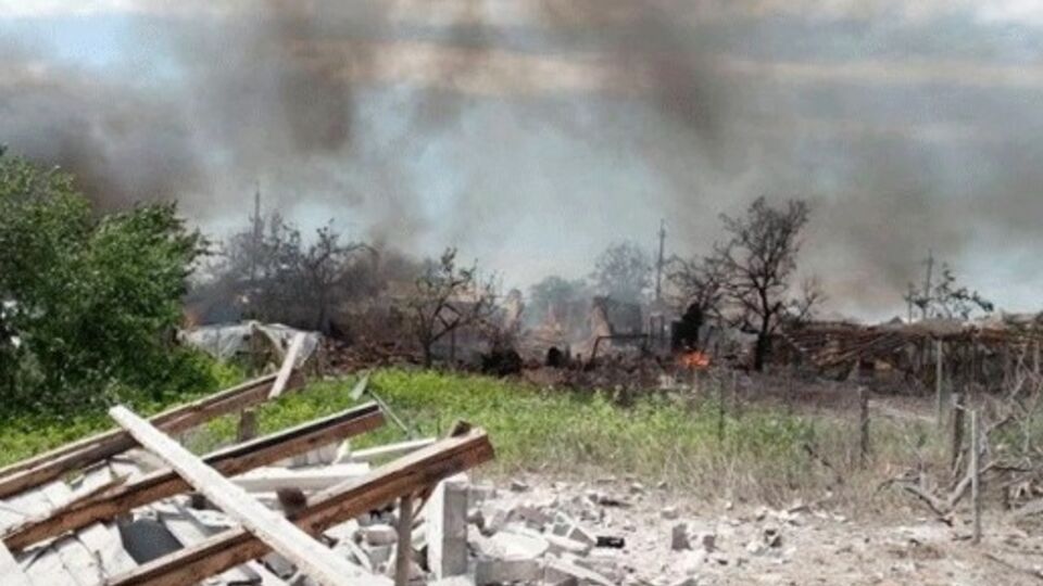 Боевики снова обстреляли Станицу Луганскую из тяжелых видов вооружений