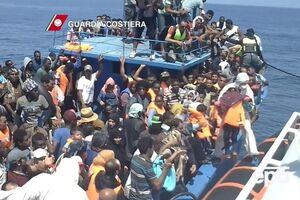 За весь прошлый год Средиземное море пересекли 219 тыс. мигрантов, за восемь месяцев этого – более 300 тыс.