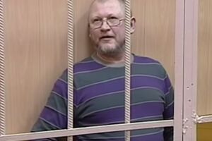 Михаил Глущенко признал свою вину и попросил прощения за свой поступок "у всего русского народа"
