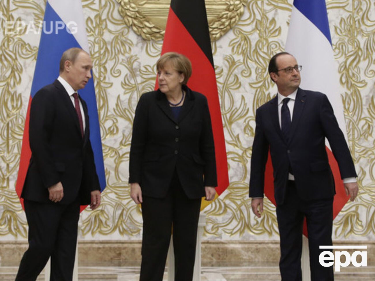 В выходные Владимир Путин, Ангела Меркель и Франсуа Олланд свяжутся по телефону
