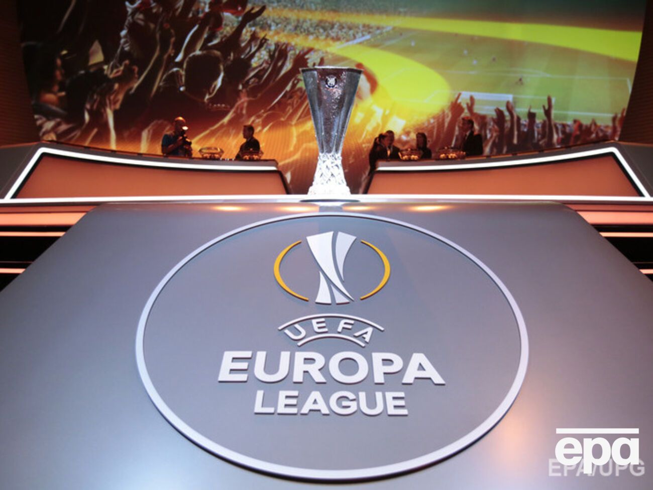 "Днепр" стартует матчем против римского "Лацио"