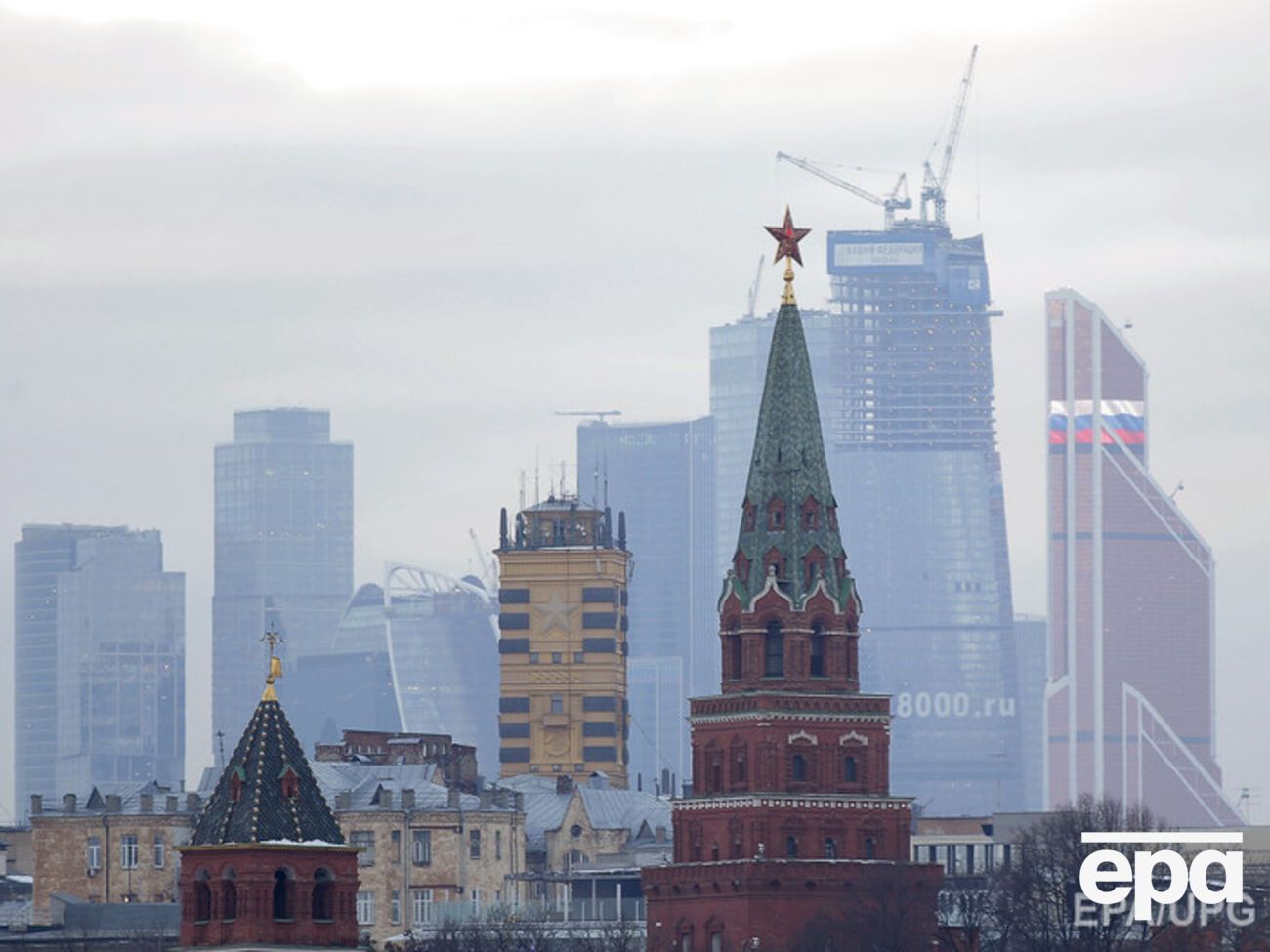 Беглые украинские чиновники создали спрос на элитную недвижимость в Москве