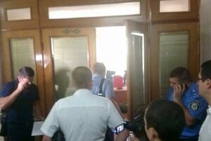 Следственные действия в Одесском облсовете проходят в присутствии журналистов
