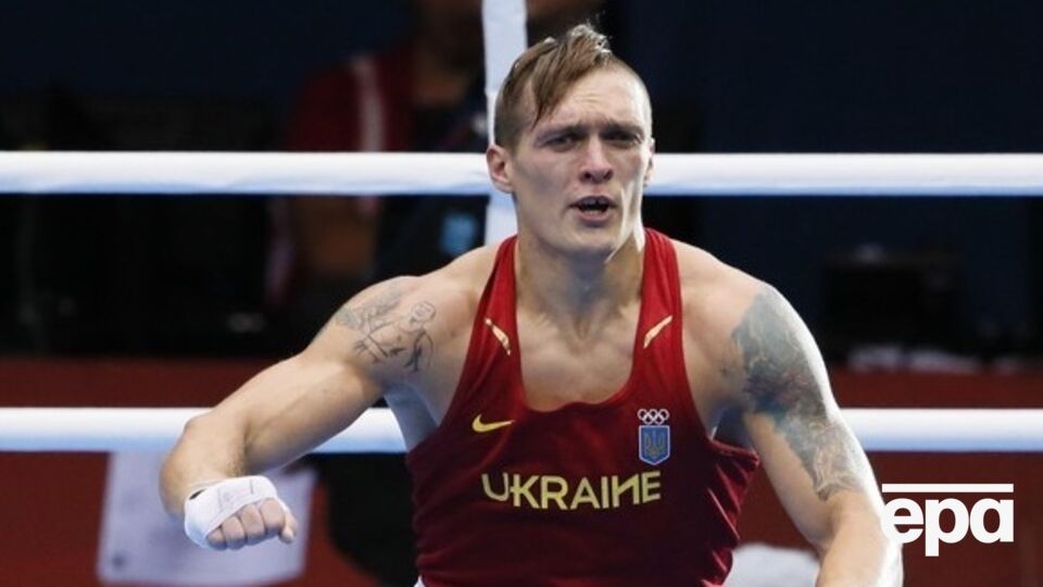 Усик защитил титул интерконтинентального чемпиона WBO в первом тяжелом весе