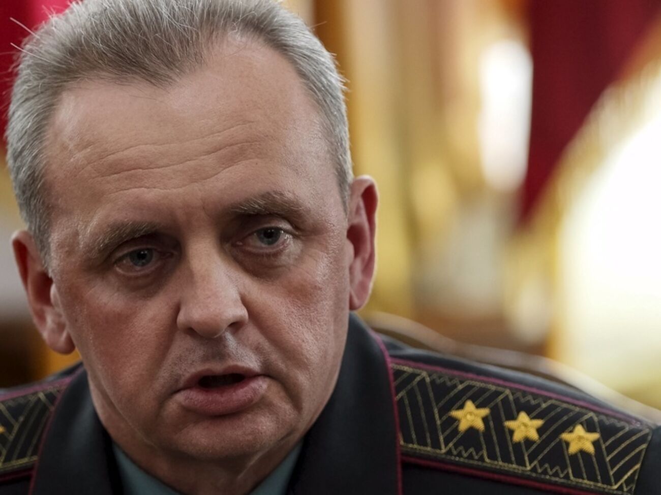 Муженко:&nbsp;Если бы мы, не дай бог, оставили Авдеевку, потеряв коксохимический комбинат, то Мариуполь фактически превратился бы в город безработных