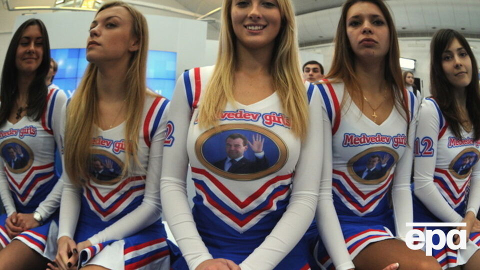 Россиян в интернете больше беспокоят иностранные СМИ, чем порнография