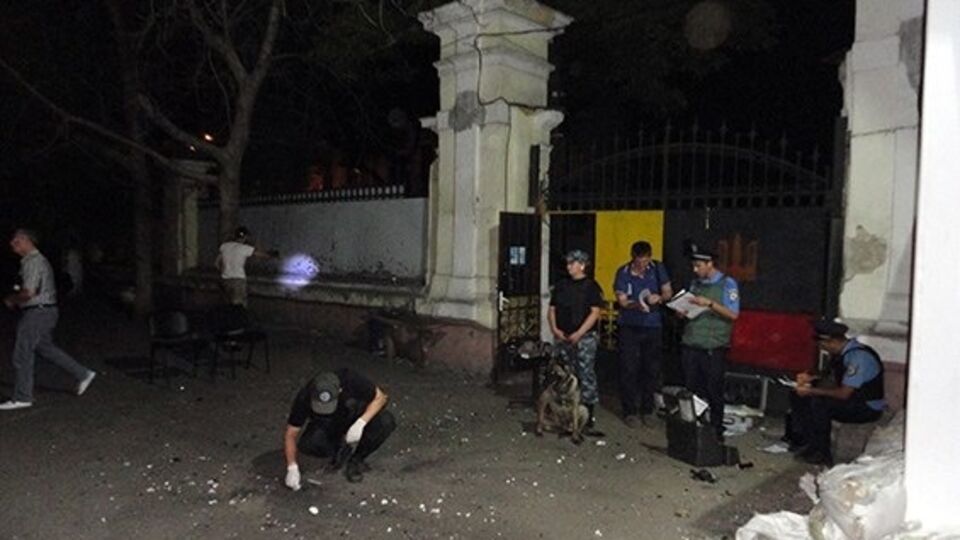 Взрыв возле офиса "Самообороны Одессы" на ул. Канатная, 35, произошел около 3.30