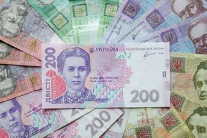Фальшивомонетчики собирались сбывать партию фальшивых денег в Украине