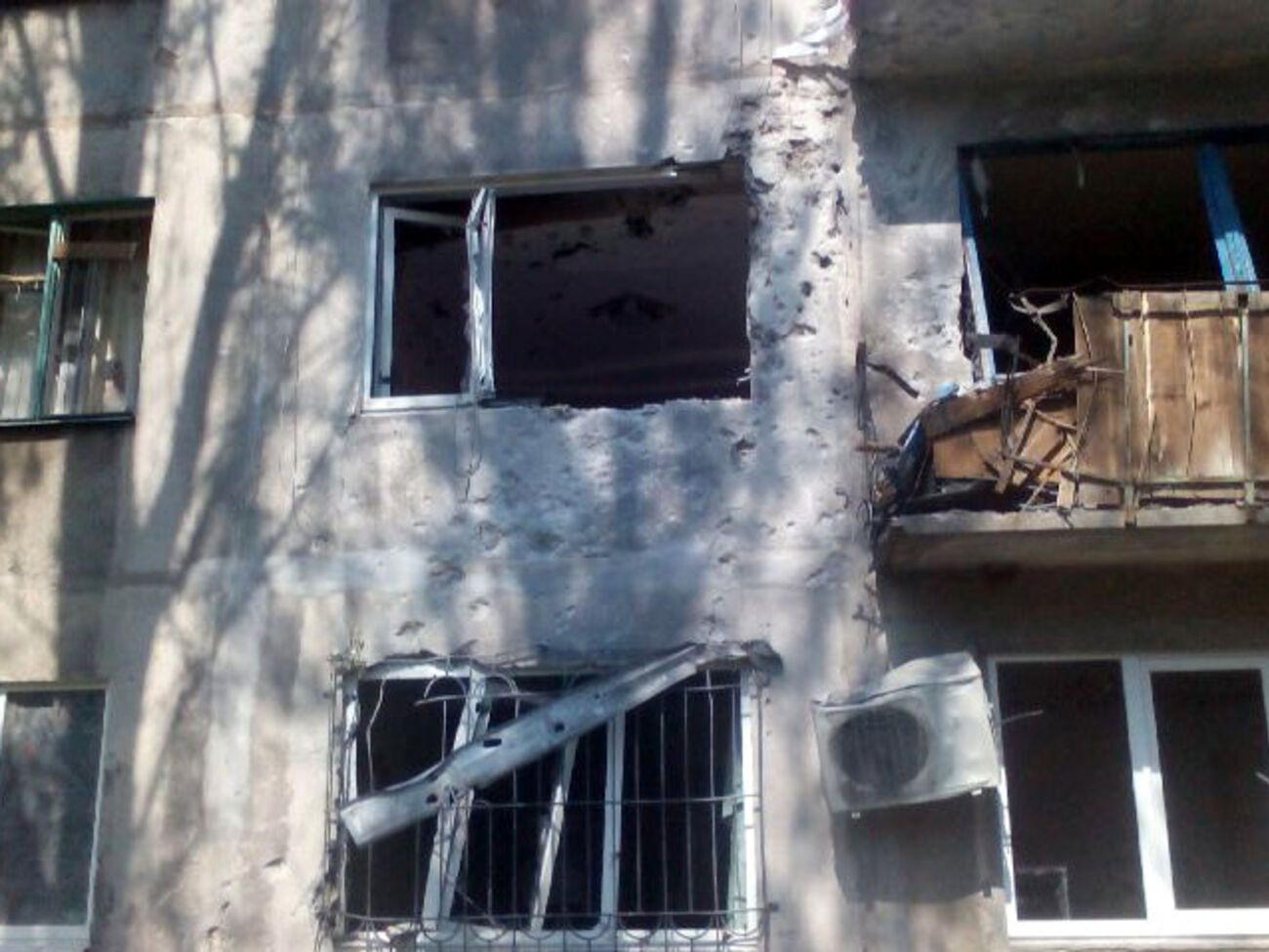 Боевики обстреливают Авдеевку из запрещенного вооружения