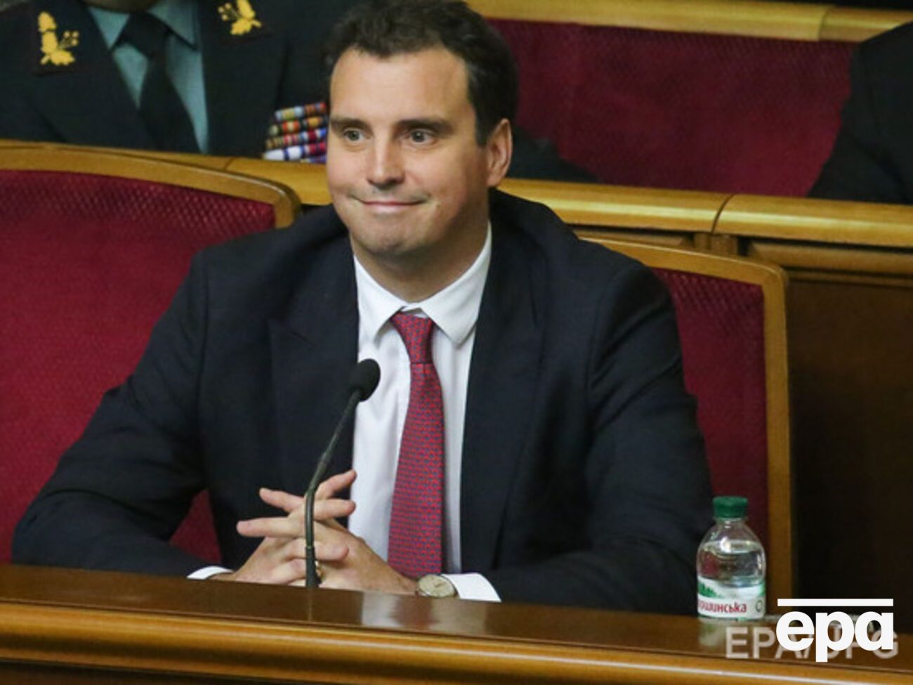 Процесс приватизации должен происходить прозрачно, отметил министр
