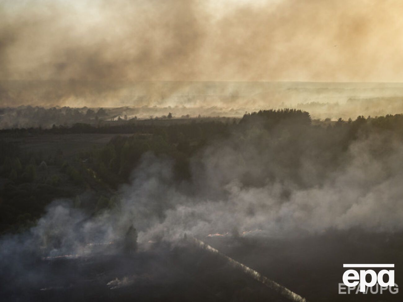 В Киевской области продолжают гореть торфяники