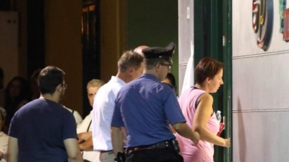 Полиция, прибывшая на место происшествия, сочла попытку украинца Анатолия Корова остановить грабителей "безрассудной"