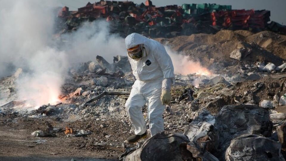 Число жертв взрыва в Китае достигло 150 человек