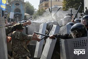 Представители власти называют разные данные о погибших под Радой силовиках