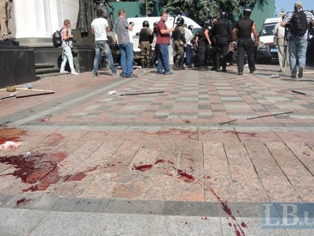 Аваков: Правоохранители задержали у Верховной Рады около 30 человек