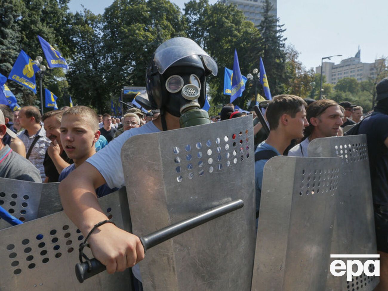 В столкновениях протестующих с милицией в Киеве пострадали журналисты