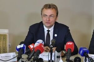 СБУ допросила мэра Львова Садового в качестве свидетеля в производстве о возможном подкупе нардепов