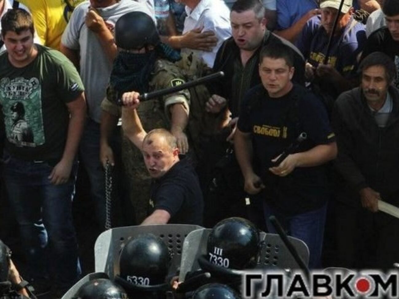 Слова Тягнибока идут вразрез с фотодоказательствами